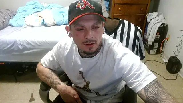 Snapshot of DADDY_KANE8--- chatting on May 8, 10:35 pm DADDY KANE8--- online show from May 8, 10:35 pm