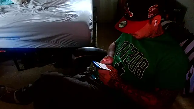 Snapshot of DADDY_KANE8--- chatting on May 13, 6:37 pm DADDY KANE8--- online show from May 13, 6:37 pm