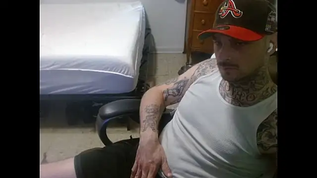 Snapshot of DADDY_KANE8--- chatting on May 27, 11:23 pm DADDY KANE8--- online show from May 27, 11:23 pm