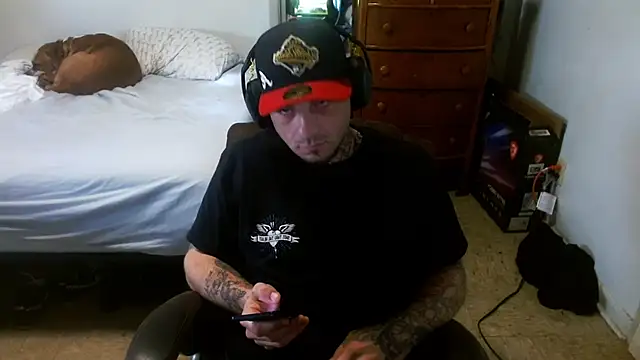 Snapshot of DADDY_KANE8--- chatting on April 19, 6:10 pm DADDY KANE8--- online show from April 19, 6:10 pm