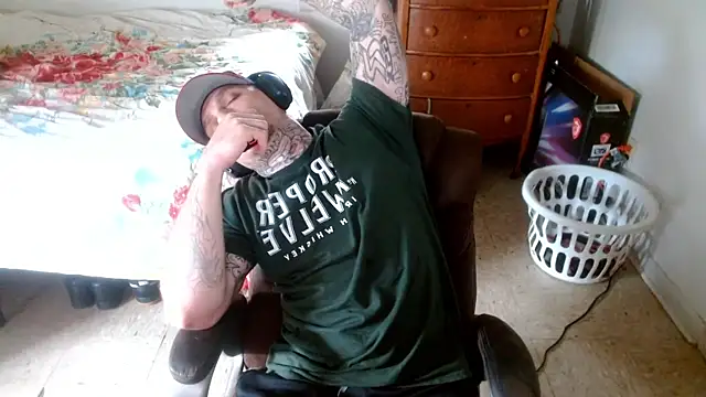 DADDY KANE8--- online show from April 1, 9:12 pm