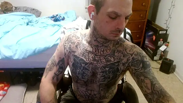 Snapshot of DADDY_KANE8--- chatting on May 16, 10:25 am DADDY KANE8--- online show from May 16, 10:25 am