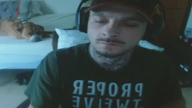 Snapshot of DADDY_KANE8--- chatting on June 17, 8:08 pm DADDY KANE8--- online show from June 17, 8:08 pm