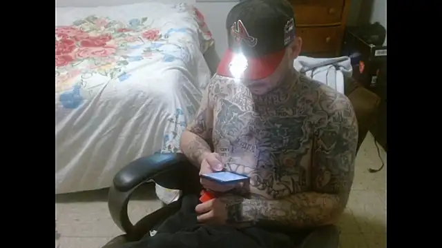 Snapshot of DADDY_KANE8--- chatting on May 31, 11:38 am DADDY KANE8--- online show from May 31, 11:38 am