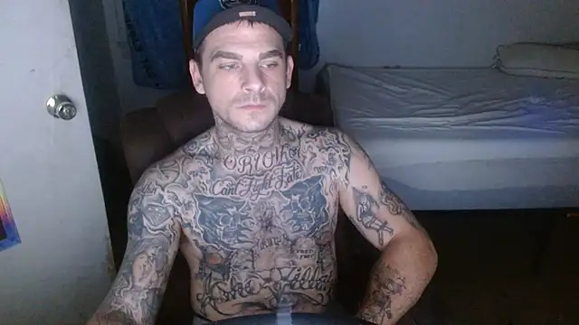 Snapshot of DADDY_KANE8--- chatting on November 22, 12:43 am DADDY KANE8--- online show from November 22, 12:43 am