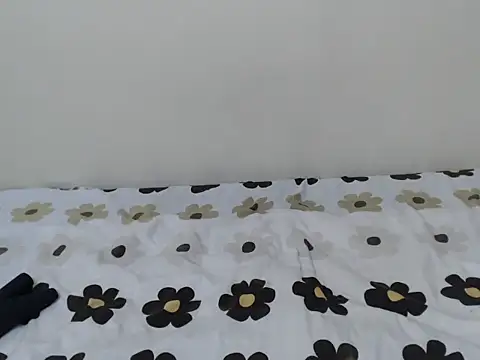 queen  ebony online show from November 9, 4:16 am