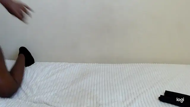 queen  ebony online show from April 10, 12:34 pm