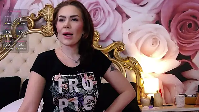 HessaHessy online show from November 7, 6:45 pm