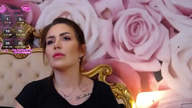 Snapshot of HessaHessy chatting on February 8, 6:27 pm HessaHessy online show from February 8, 6:27 pm