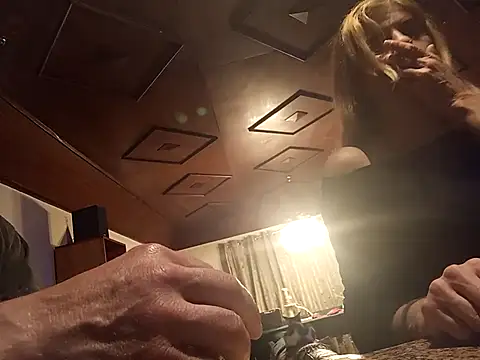 coolkasal online show from April 10, 8:27 pm