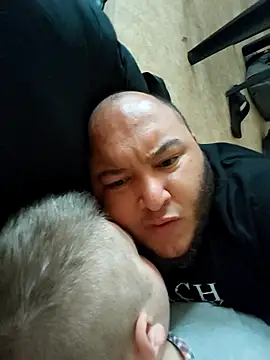 genderfluidco2 online show from November 9, 9:02 am