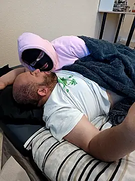 genderfluidco2 online show from January 10, 11:49 am