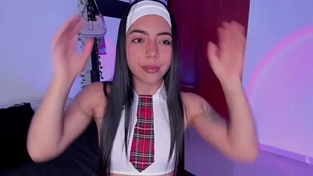 little kayla  online show from March 31, 9:39 pm