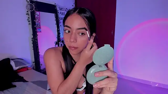 little kayla  online show from February 23, 11:27 pm