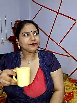Snapshot of MOM-SUN-COUPLE chatting on January 29, 7:32 pm MOM-SUN-COUPLE online show from January 29, 7:32 pm