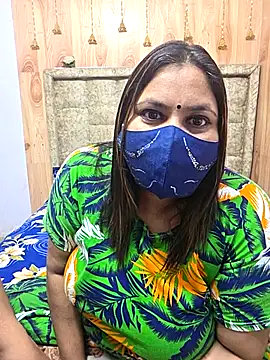 Snapshot of MOM-SUN-COUPLE chatting on November 2, 4:56 pm MOM-SUN-COUPLE online show from November 2, 4:56 pm