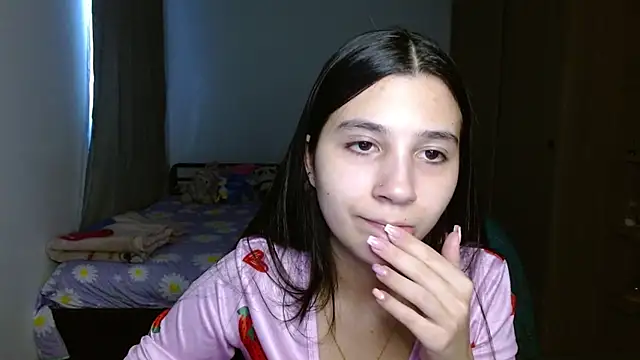mia  lopez  online show from September 15, 10:21 pm