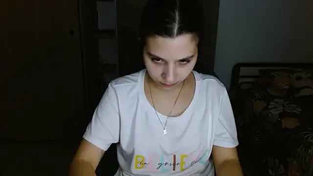 mia  lopez  online show from May 7, 4:39 am