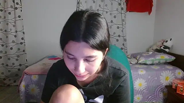mia  lopez  online show from February 27, 4:13 am