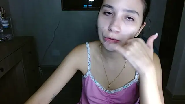 Snapshot of mia__lopez_ chatting on July 18, 4:54 am mia lopez online show from July 18, 4:54 am