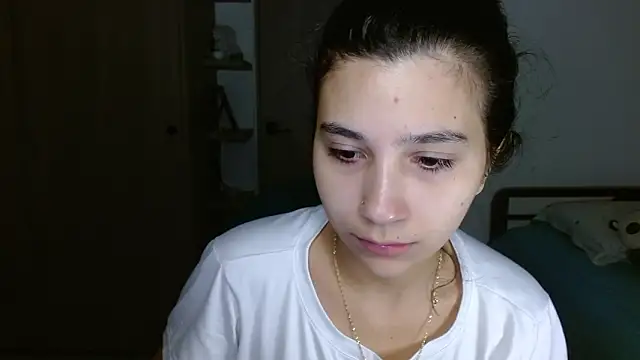 Snapshot of mia__lopez_ chatting on February 18, 4:54 am mia lopez online show from February 18, 4:54 am