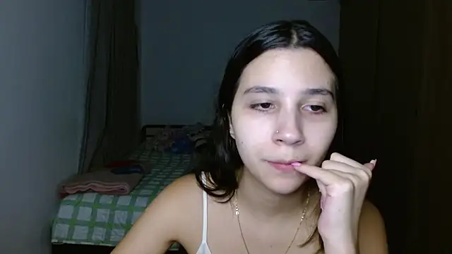 mia  lopez  online show from October 7, 1:28 am