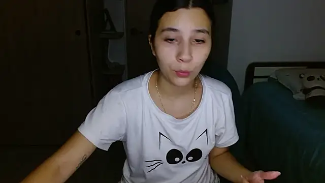 Snapshot of mia__lopez_ chatting on February 24, 4:13 am mia lopez online show from February 24, 4:13 am