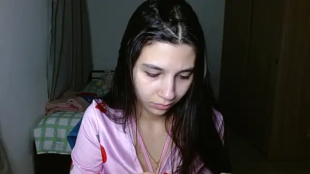 mia  lopez  online show from October 15, 11:57 pm
