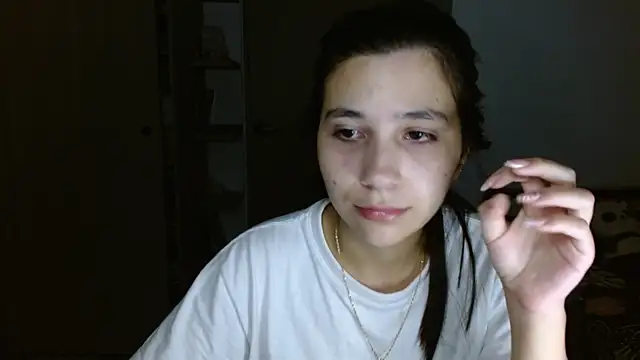 mia  lopez  online show from May 12, 3:14 am