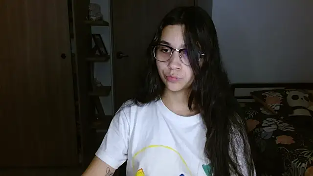 mia  lopez  online show from May 14, 2:52 am