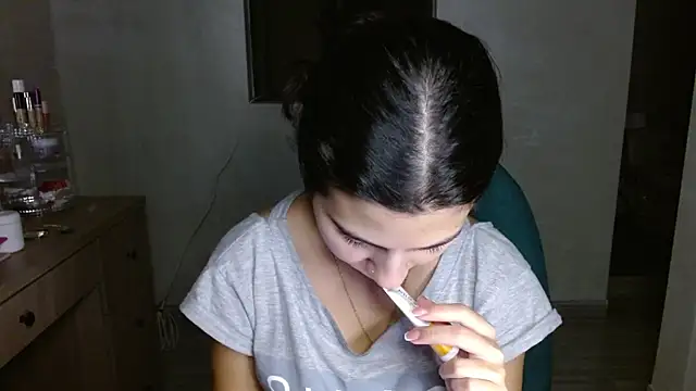 Snapshot of mia__lopez_ chatting on July 4, 5:25 am mia lopez online show from July 4, 5:25 am