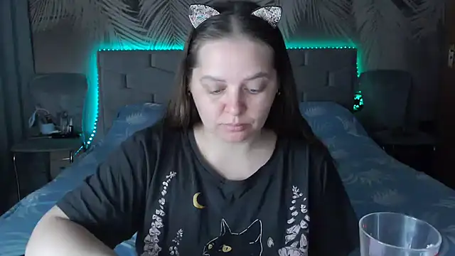 uliastar online show from May 24, 6:24 am