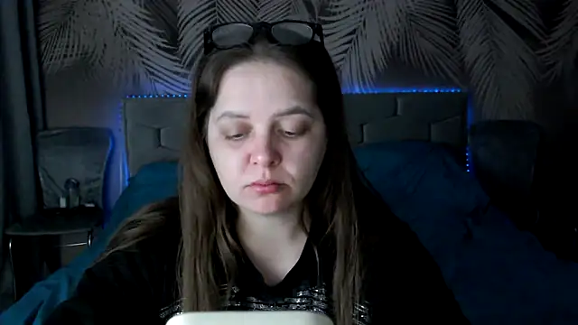 uliastar online show from March 13, 7:13 am