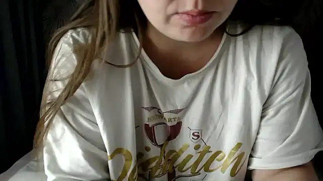 uliastar online show from December 14, 7:36 am