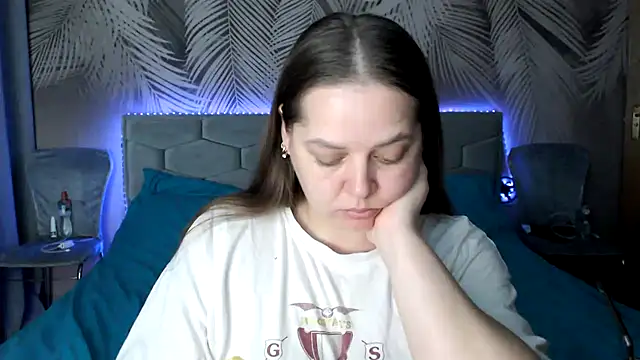 uliastar online show from November 28, 9:20 am