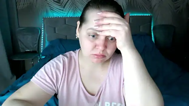 uliastar online show from March 3, 9:38 am