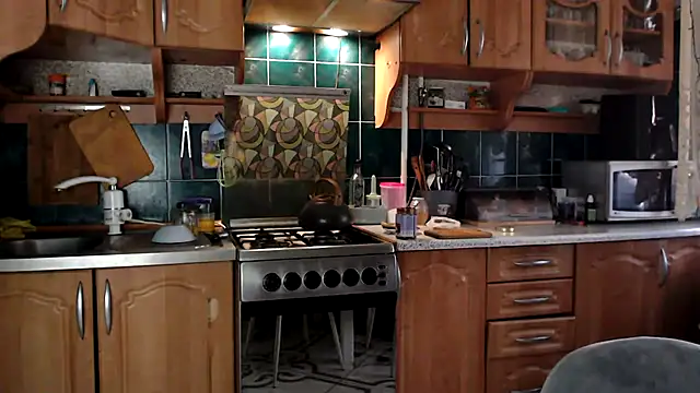 uliastar online show from October 26, 6:47 am