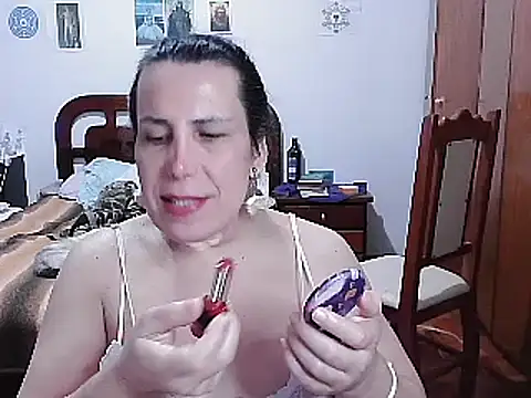 Snapshot of LauraVicttoria361215 chatting on February 17, 10:16 pm LauraVicttoria361215 online show from February 17, 10:16 pm