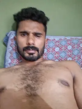 Snapshot of jithi007 chatting on March 5, 8:43 am jithi007 online show from March 5, 8:43 am