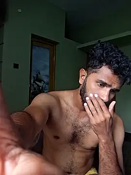 Snapshot of jithi007 chatting on October 7, 4:35 am jithi007 online show from October 7, 4:35 am