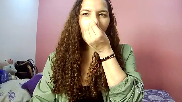 gatubelahot online show from March 31, 3:30 am