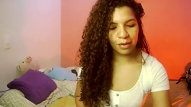 Snapshot of gatubelahot chatting on February 24, 2:01 am gatubelahot online show from February 24, 2:01 am