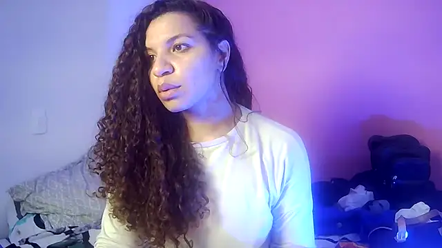 Snapshot of gatubelahot chatting on February 28, 6:40 pm gatubelahot online show from February 28, 6:40 pm