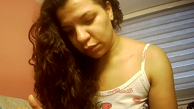Snapshot of gatubelahot chatting on May 11, 12:39 pm gatubelahot online show from May 11, 12:39 pm