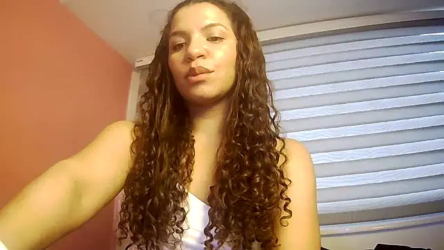 Snapshot of gatubelahot chatting on May 15, 8:18 pm gatubelahot online show from May 15, 8:18 pm
