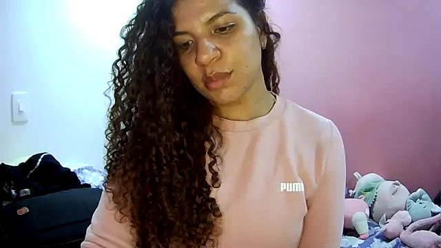 Snapshot of gatubelahot chatting on December 21, 12:35 am gatubelahot online show from December 21, 12:35 am