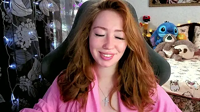 TinaBrook online show from March 12, 4:40 am