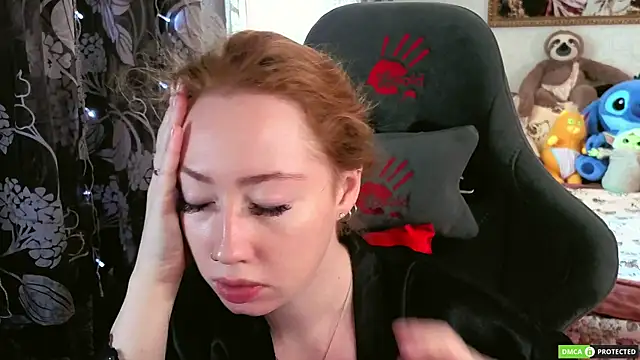 TinaBrook online show from April 8, 4:47 am