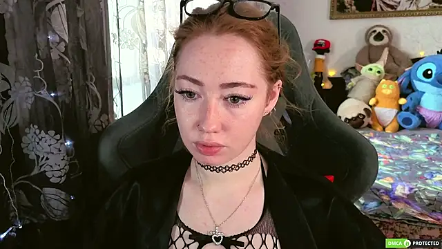 TinaBrook online show from April 14, 4:50 am