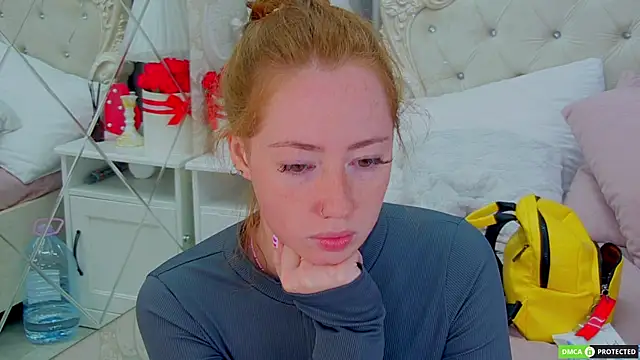Snapshot of TinaBrook chatting on September 12, 3:50 am TinaBrook online show from September 12, 3:50 am